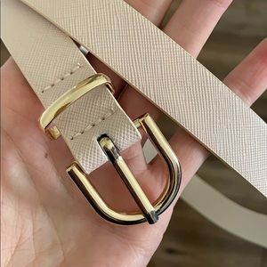 NWOT rose gold belt